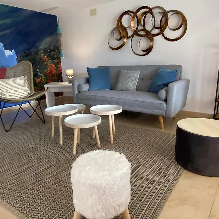 Private Pool & Garden - Walk To Beach & Holiday home