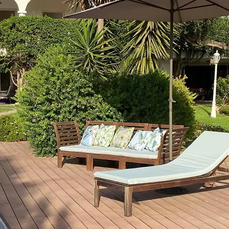 Private Pool & Garden - Walk To Beach & Holiday home